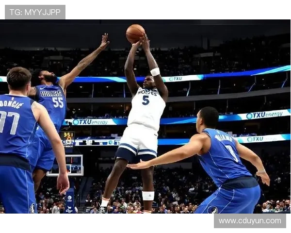 普理查德全能发挥21投8中贡献20分6篮板8助攻正负值高达27